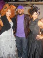 Mary Mary sandwiching GOSPELflava.com's Steven Jones