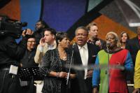 Krystle Murden and Howard Smith of the Andrae Crouch Singers