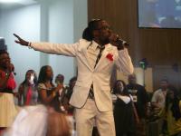 Tribbett in preaching mode